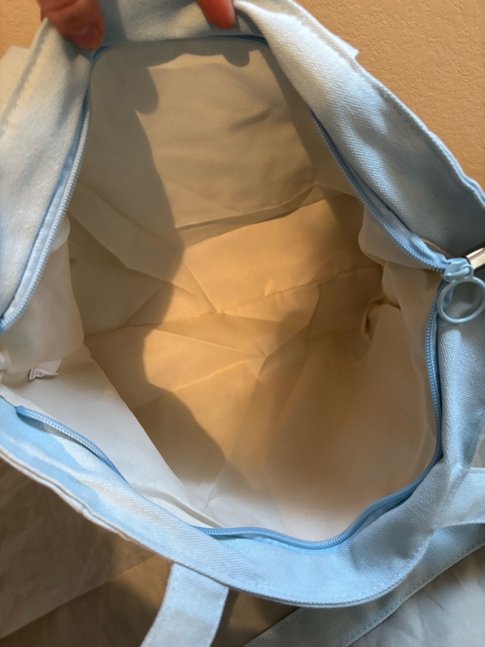 Sanrio Pochacco Light Blue Tote Bag - Picture 4 of 4
